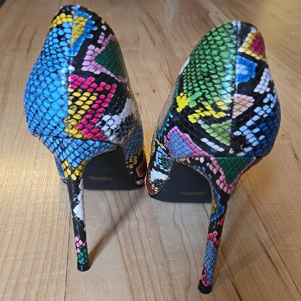 Anne Michelle Blue and Yellow High Heeled Pumps - Picture 3 of 5